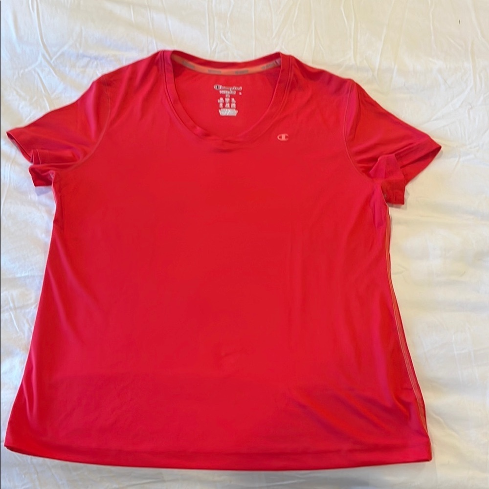 Champion Red Powertrain Vapor Active T-Shirt V Neck Women’s XL